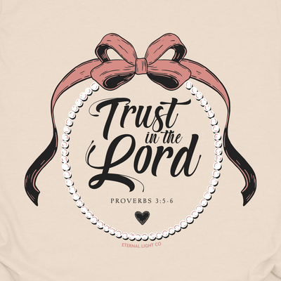 Trust in the Lord Bow Tee